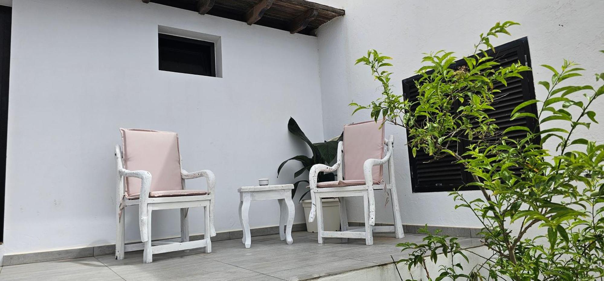Alunita & Pirita, Habitacion Con Jardin, Terraza Y Wifi En Zona Tranquila Y Centrica Nazaret Екстериор снимка